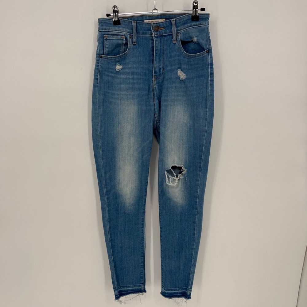 Levi's 721 High Rise Skinny Jeans Blue Distressed Frayed‎ Hem Size 26x30